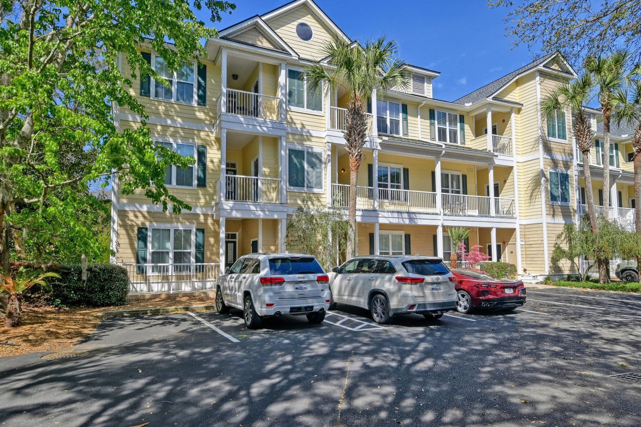 7322 Indigo Palms Way Photo 10