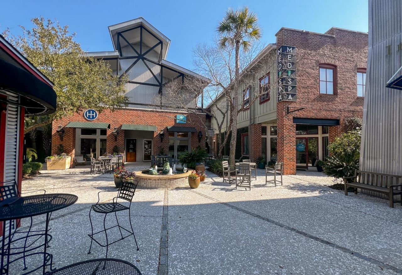 7322 Indigo Palms Way Photo 38