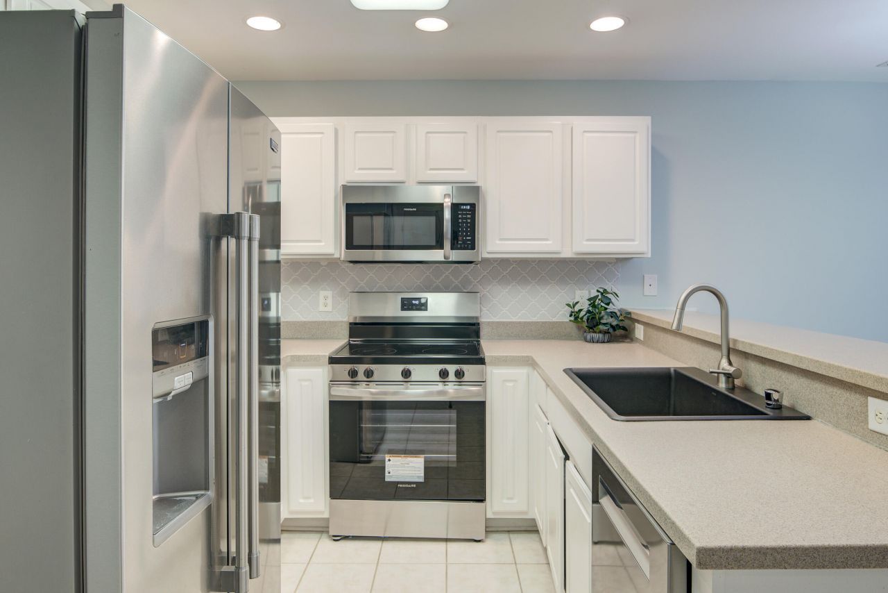 7322 Indigo Palms Way Photo 6