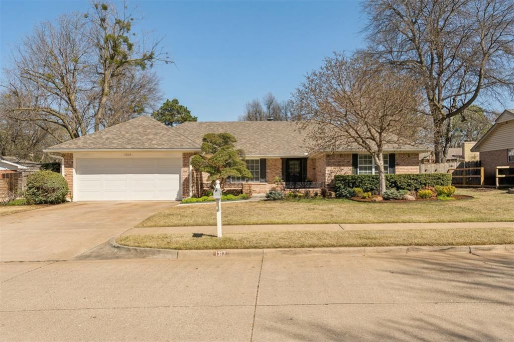 1317 Cherry Laurel Drive, Norman, OK 73072 Main Photo