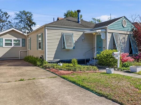 42 DAVIS Boulevard , Jefferson, LA 70121