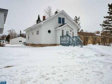 411 9th Street NW, Chisholm, MN 55719