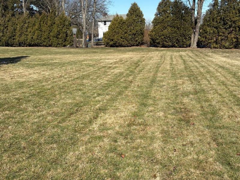 499 Williamsburg Drive, Tiffin, OH 44883 Photo 6