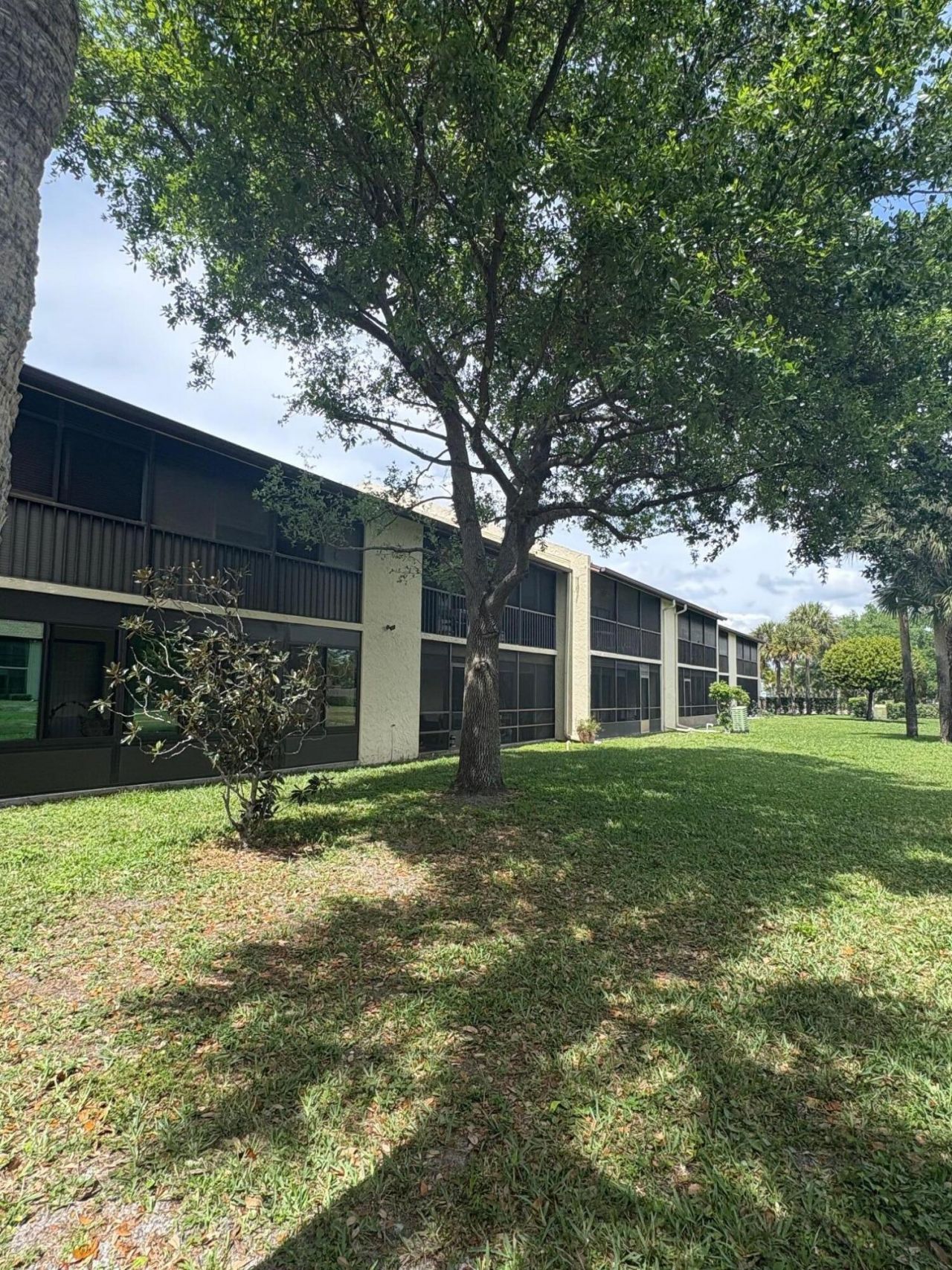 7831 Willow Spring Drive, Unit 526, Wellington, FL 33467 Photo