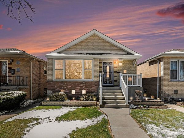 7726 S Troy Street , Chicago, IL 60652