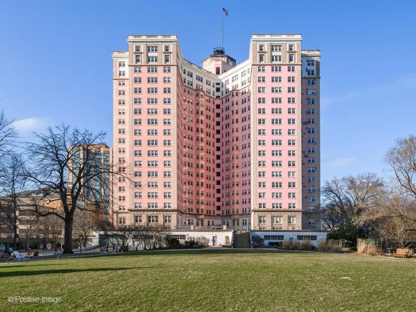 5555 N SHERIDAN Road , Unit 1717, Chicago, IL 60640