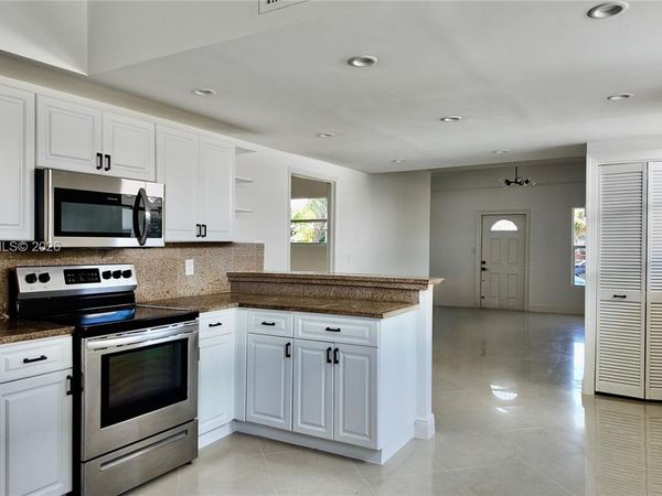 1721 Fletcher St, Hollywood, FL 33020