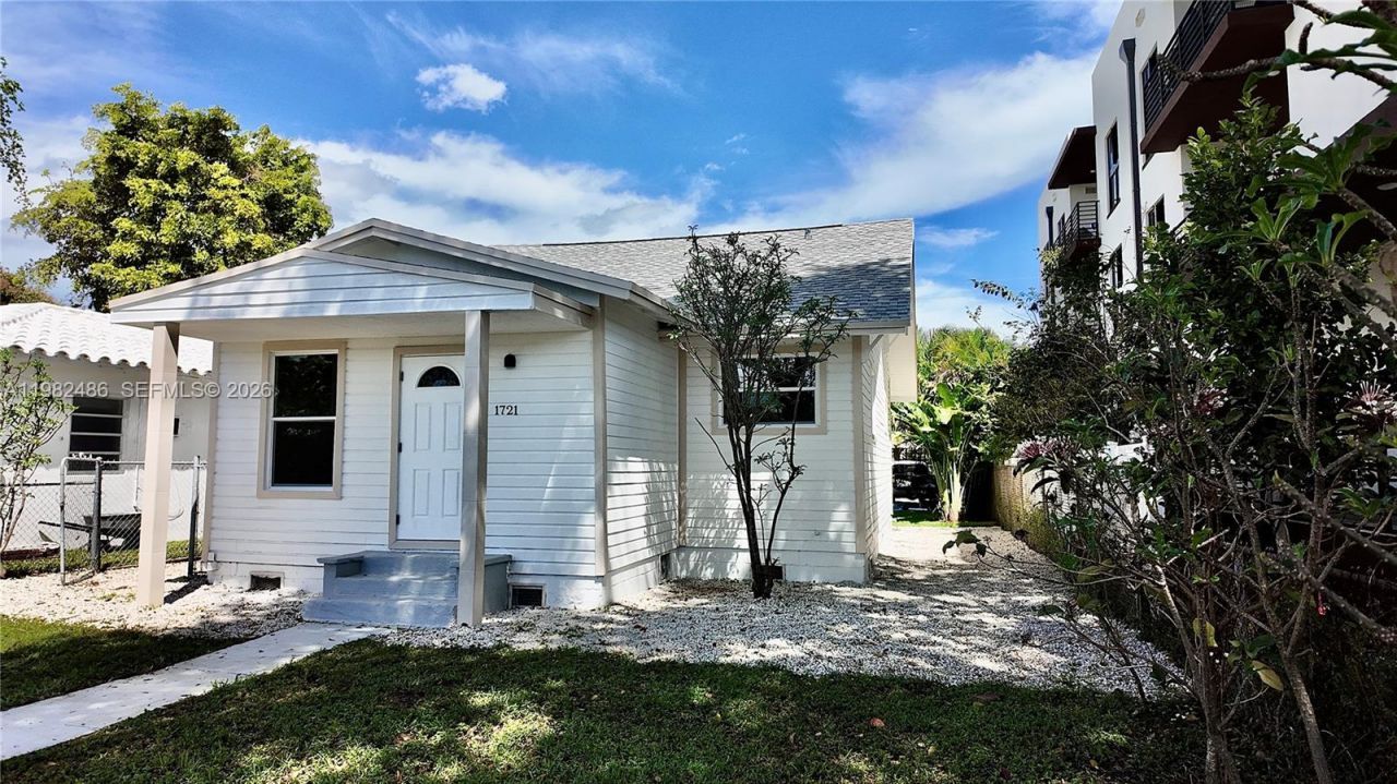 1721 Fletcher St, Hollywood, FL 33020 Photo