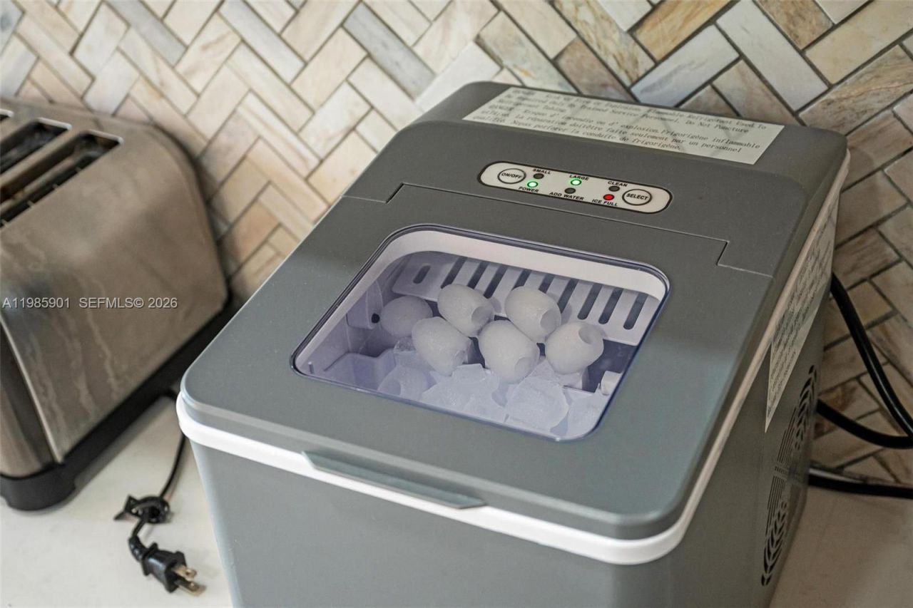 5100 NW 76th Pl , Fort Lauderdale, FL 33073 Photo