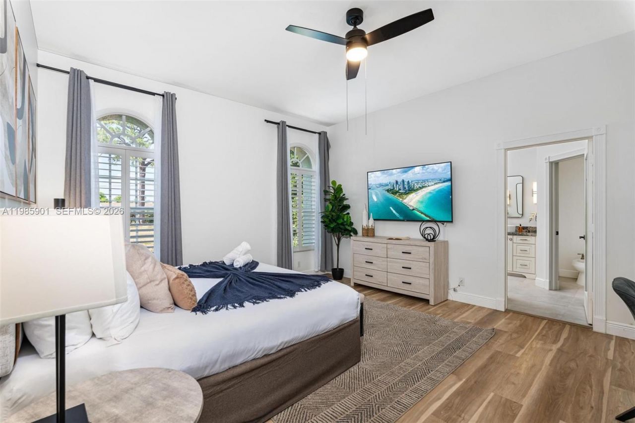 5100 NW 76th Pl , Fort Lauderdale, FL 33073 Photo