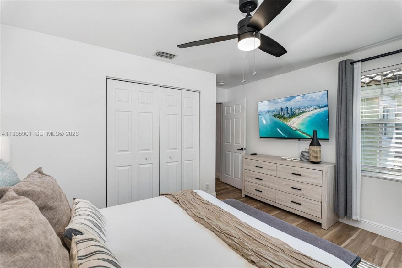 5100 NW 76th Pl , Fort Lauderdale, FL 33073 Photo