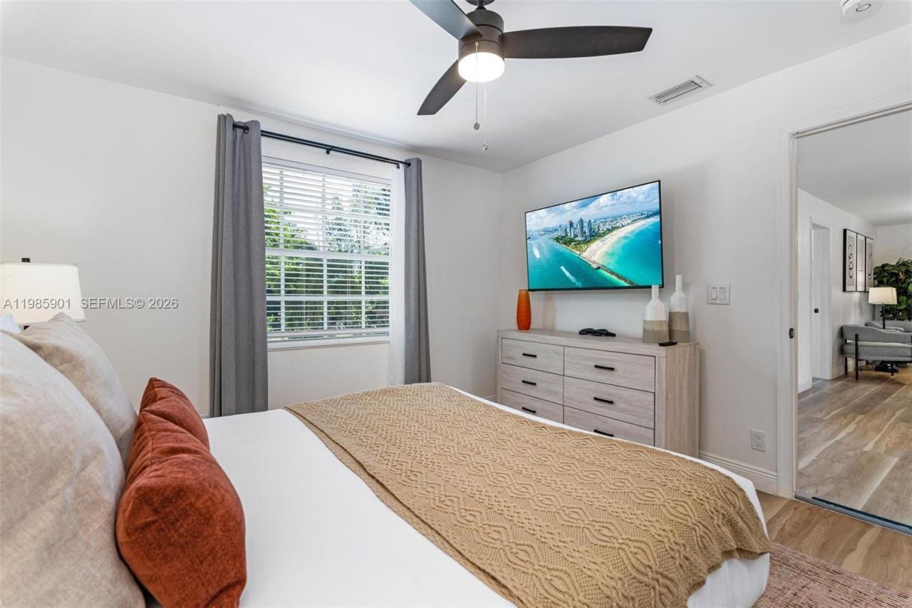 5100 NW 76th Pl , Fort Lauderdale, FL 33073 Photo