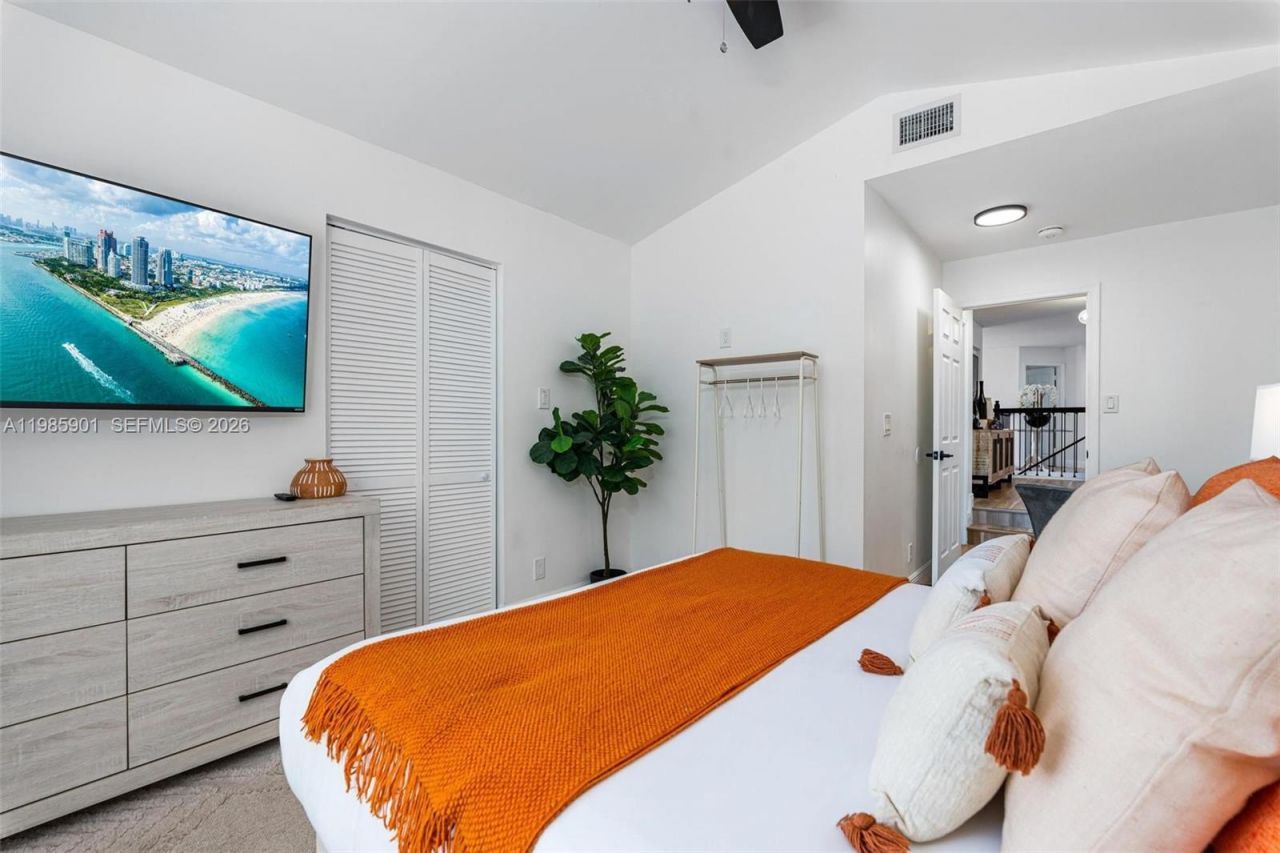 5100 NW 76th Pl , Fort Lauderdale, FL 33073 Photo