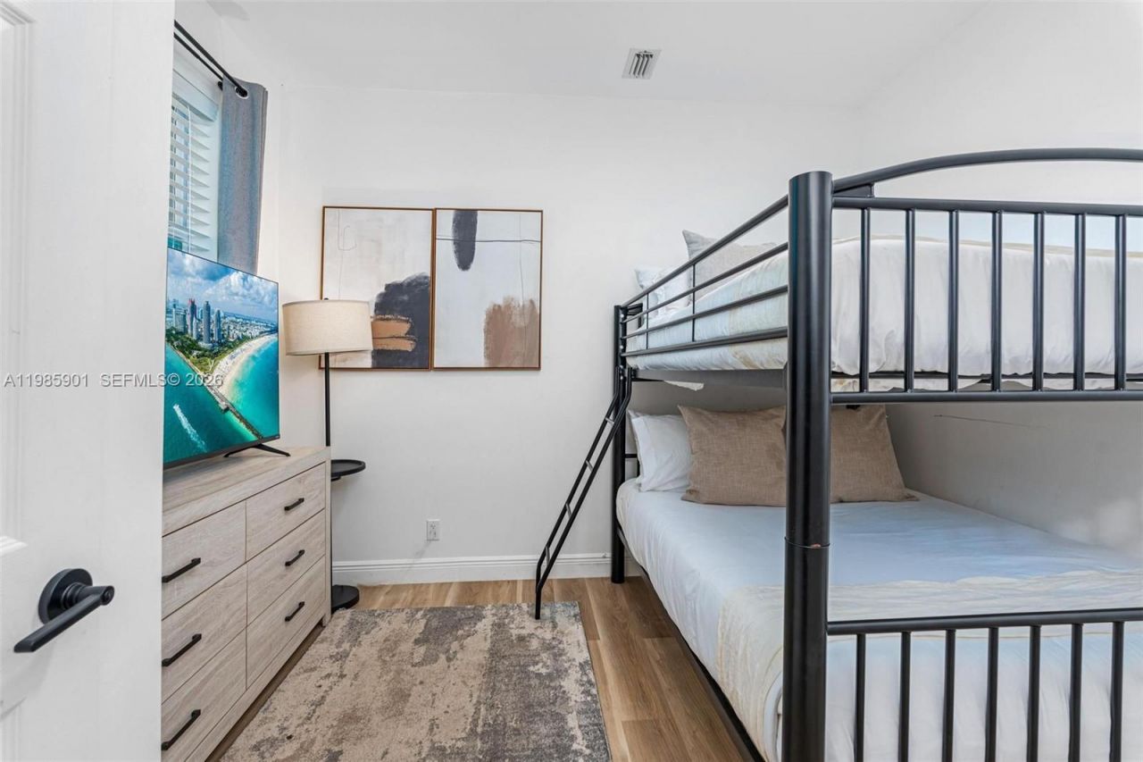 5100 NW 76th Pl , Fort Lauderdale, FL 33073 Photo