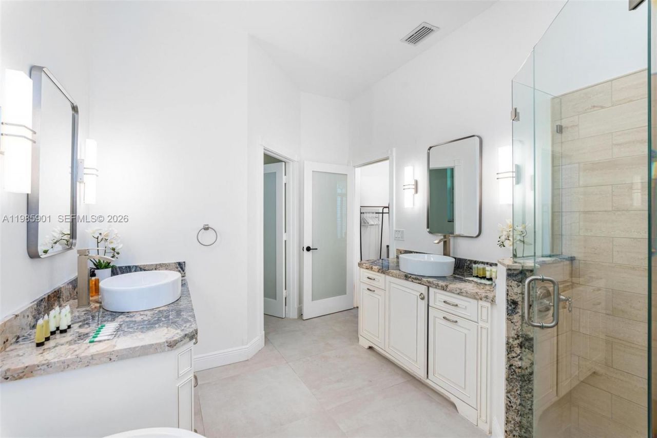 5100 NW 76th Pl , Fort Lauderdale, FL 33073 Photo