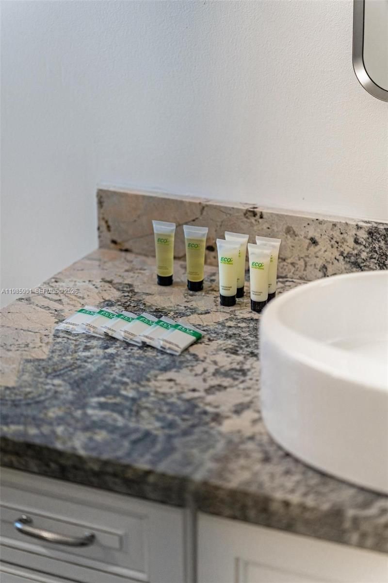 5100 NW 76th Pl , Fort Lauderdale, FL 33073 Photo