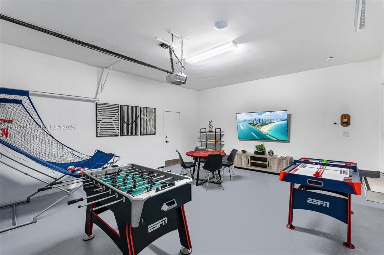 5100 NW 76th Pl , Fort Lauderdale, FL 33073 Photo