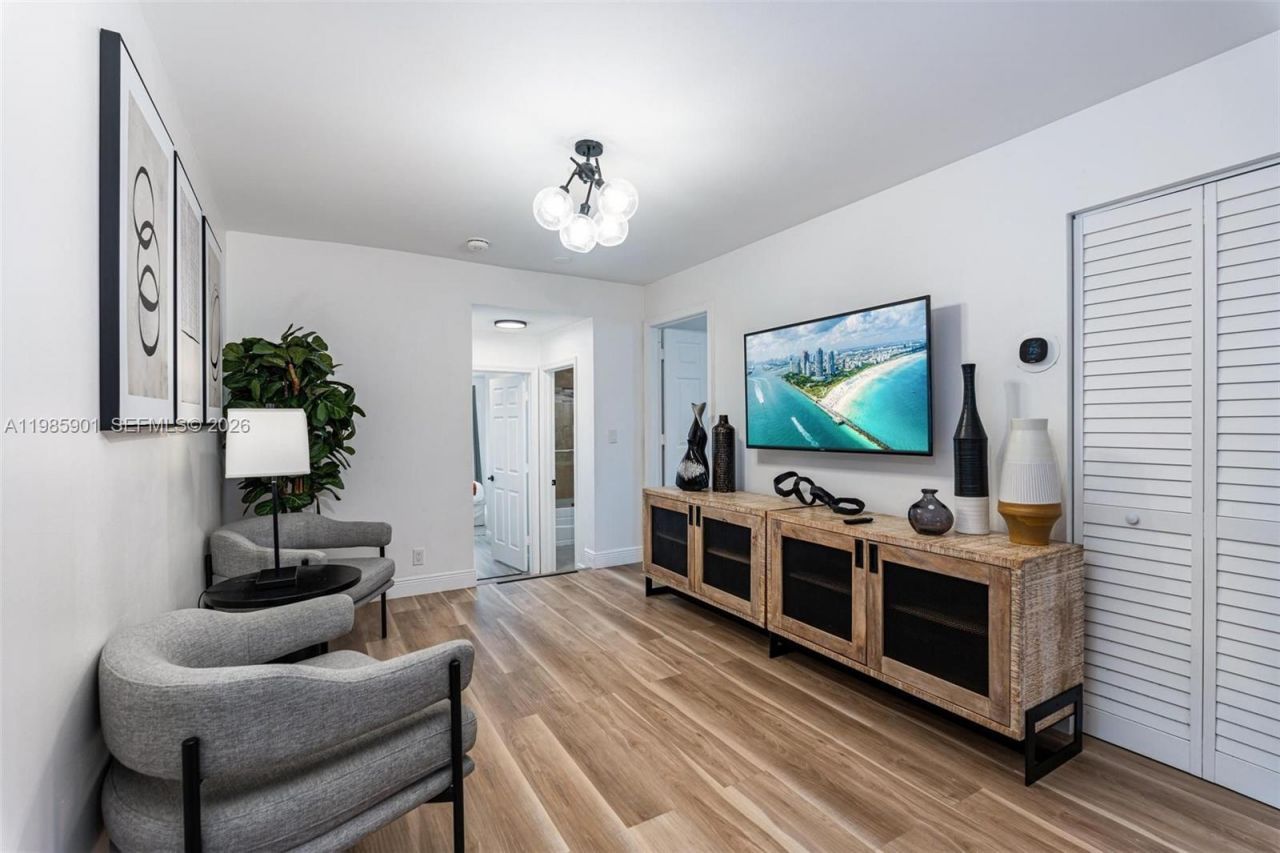 5100 NW 76th Pl , Fort Lauderdale, FL 33073 Photo