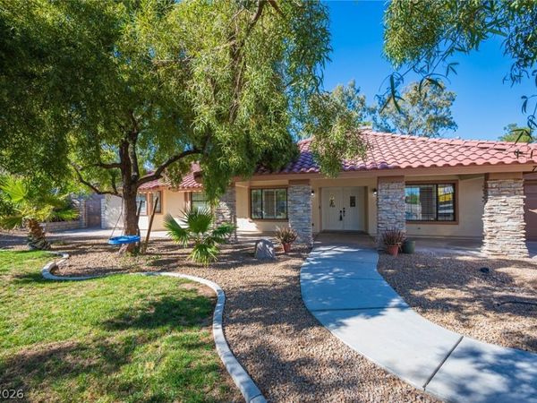 7100 King Solomons Court , Las Vegas, NV 89117