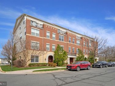 43662 MCDOWELL SQUARE , LEESBURG, VA 20176