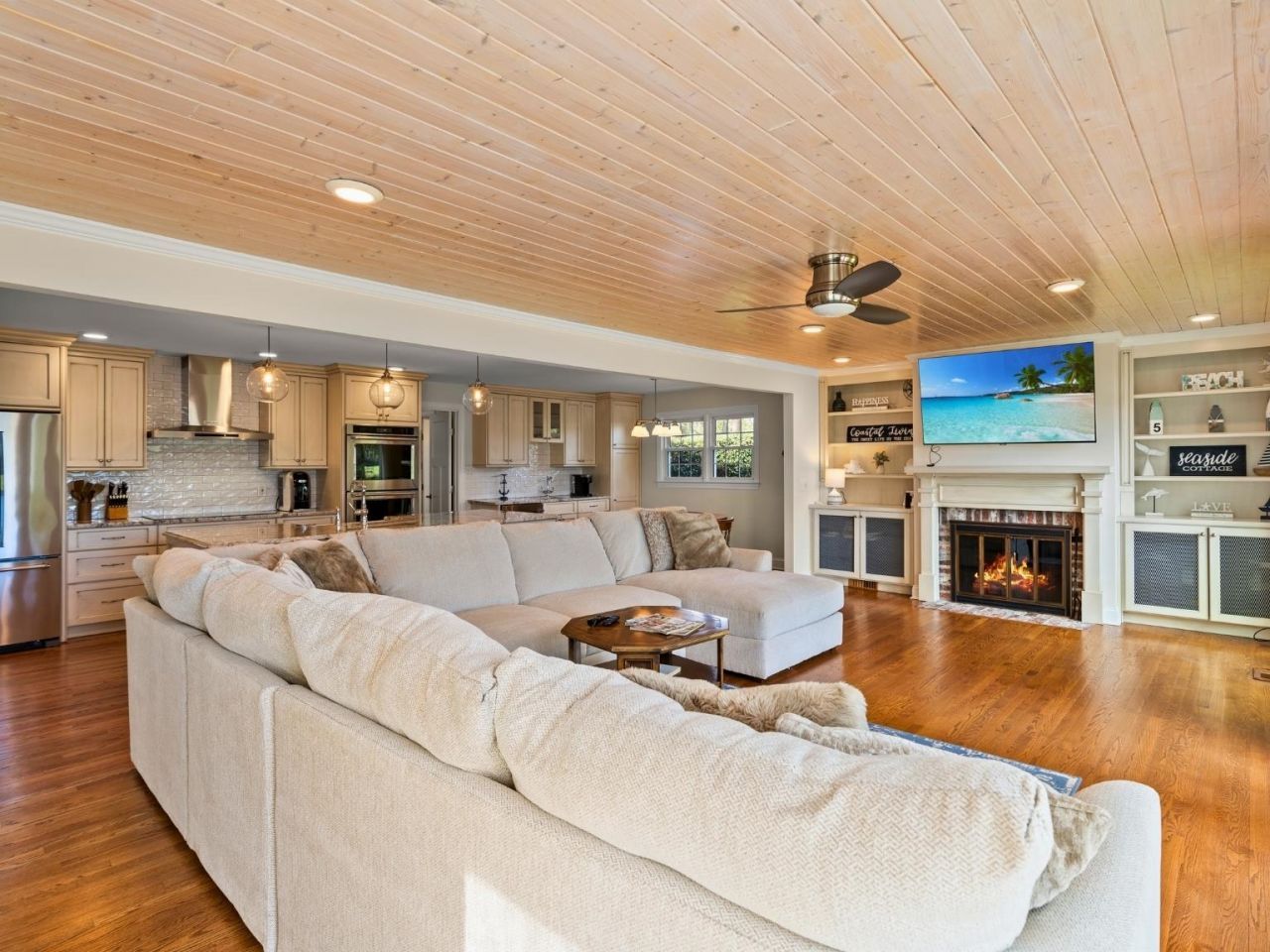 1208 Golfview Dr. Photo 14