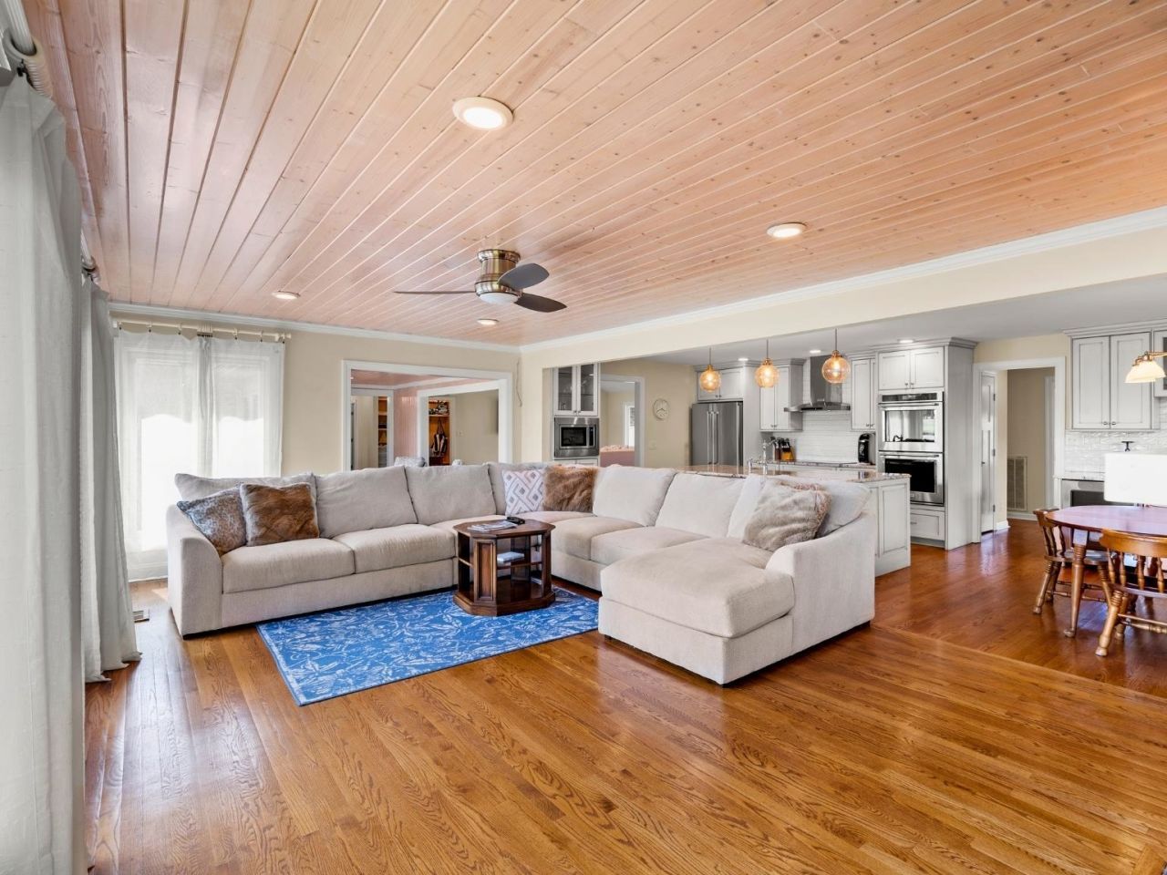 1208 Golfview Dr. Photo 15