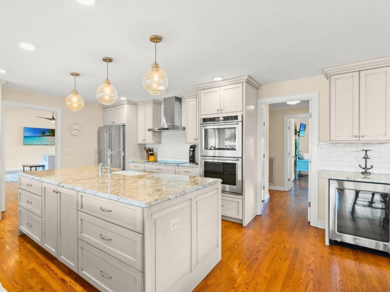 1208 Golfview Dr. Photo 9