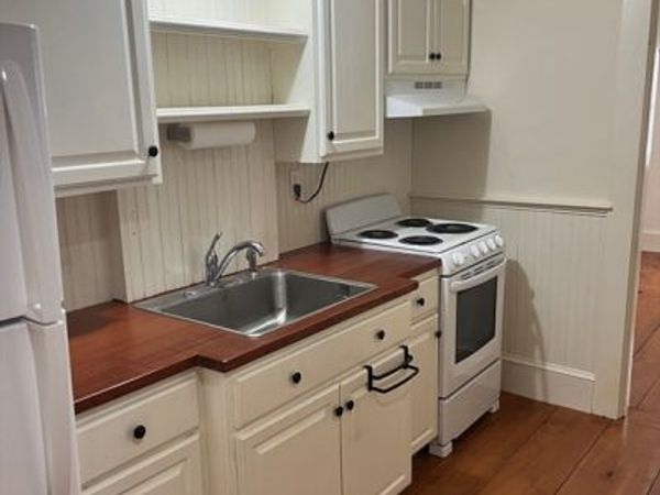 122 Nashua Road, Unit 1, Billerica, MA 01862