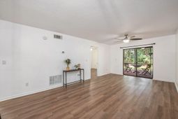 2975 Dove Haven Court photo 4