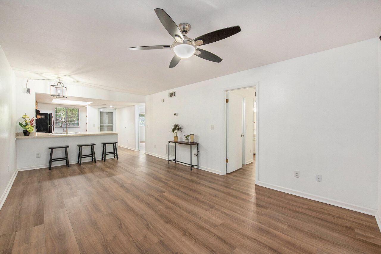 2975 Dove Haven Court Photo 7