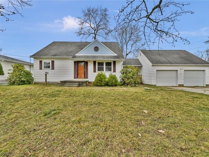 832 Harold Street, Kent, OH 44240 Photo 2