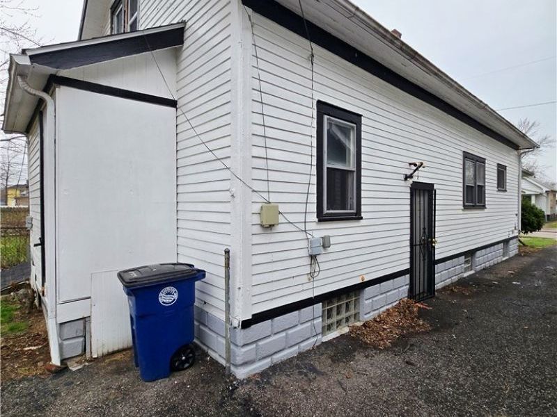 13826 Melzer Avenue , Cleveland, OH 44120 Photo 8