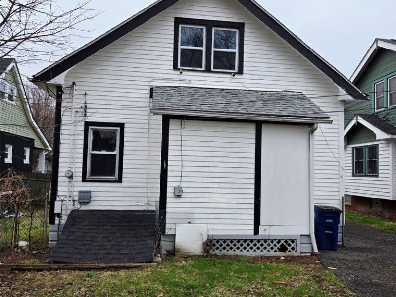 13826 Melzer Avenue , Cleveland, OH 44120 Photo 9