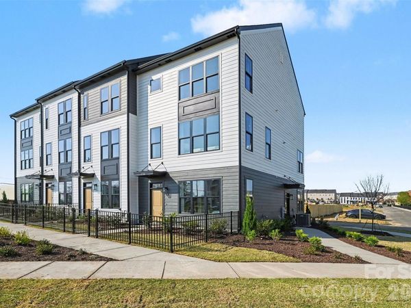 2724 Respite Lane , Charlotte, NC 28273