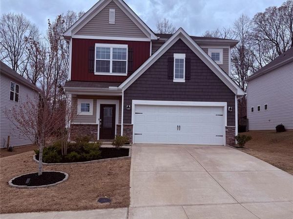 210 Eden Avenue , Mooresville, NC 28115