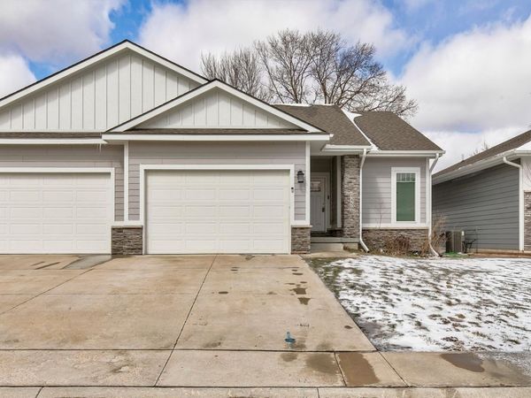 4459 Lower Beaver Road, Des Moines, IA 50130