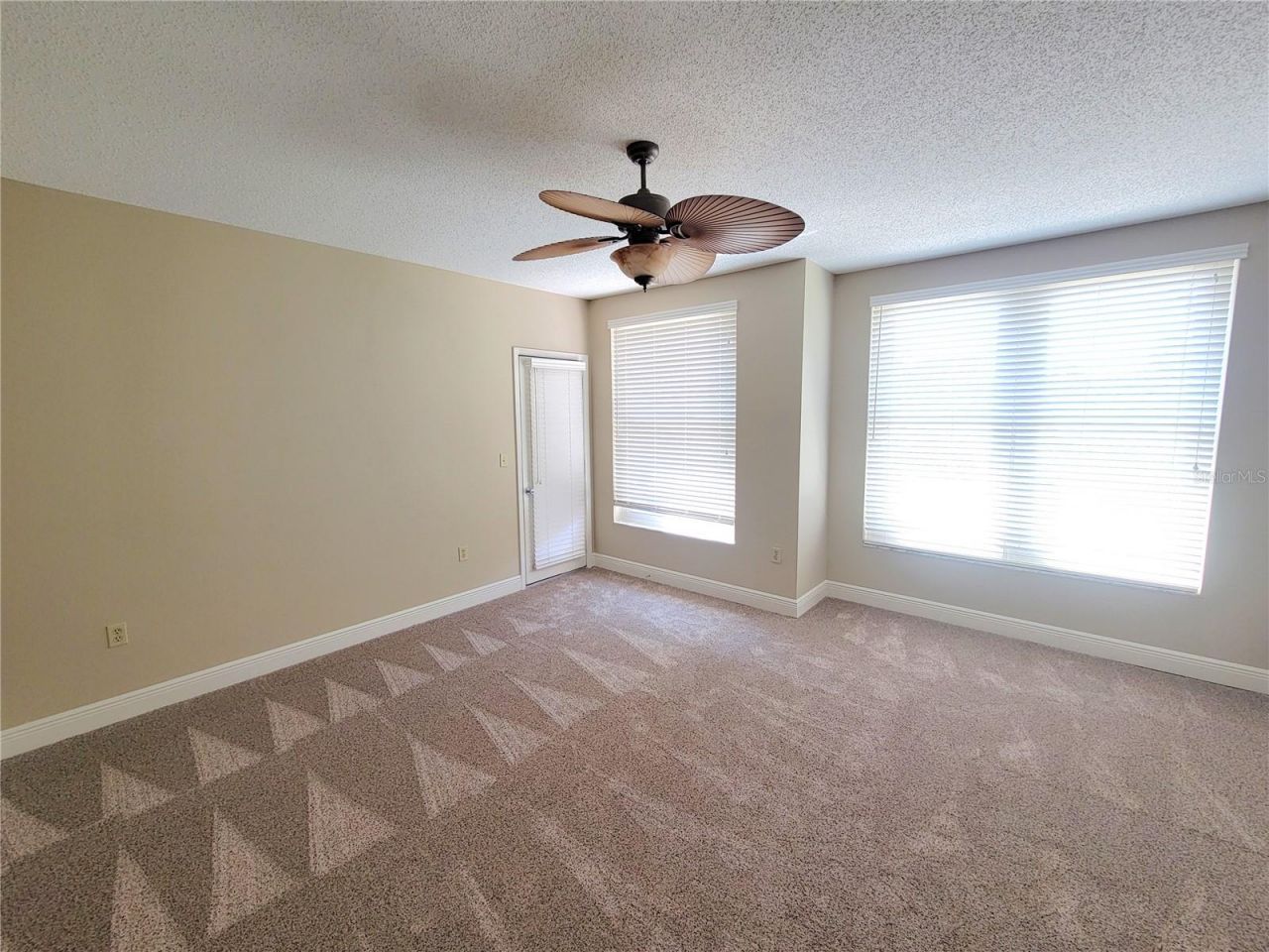 4220 Pinebrook Circle, Unit 14, Bradenton, FL 34209 Photo