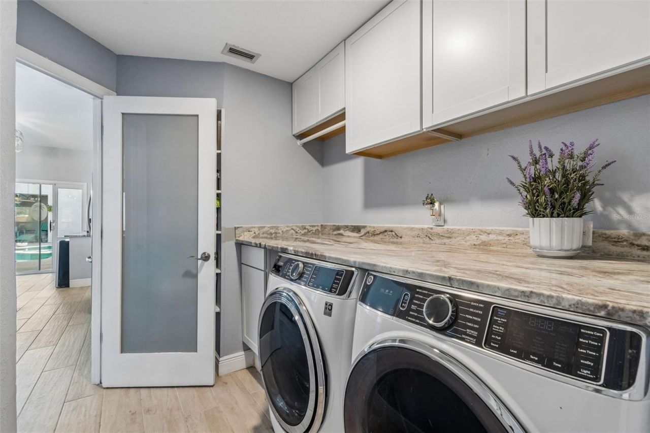 2900 Lake Saxon Drive, Land O Lakes, FL 34639 Photo