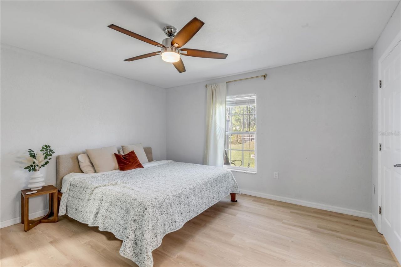 1740 East Parkway , Deland, FL 32724 Photo