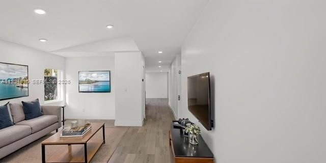 588 Mokena Dr , Miami Springs, FL 33166 Photo