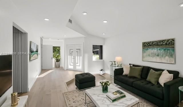 588 Mokena Dr , Miami Springs, FL 33166 Photo