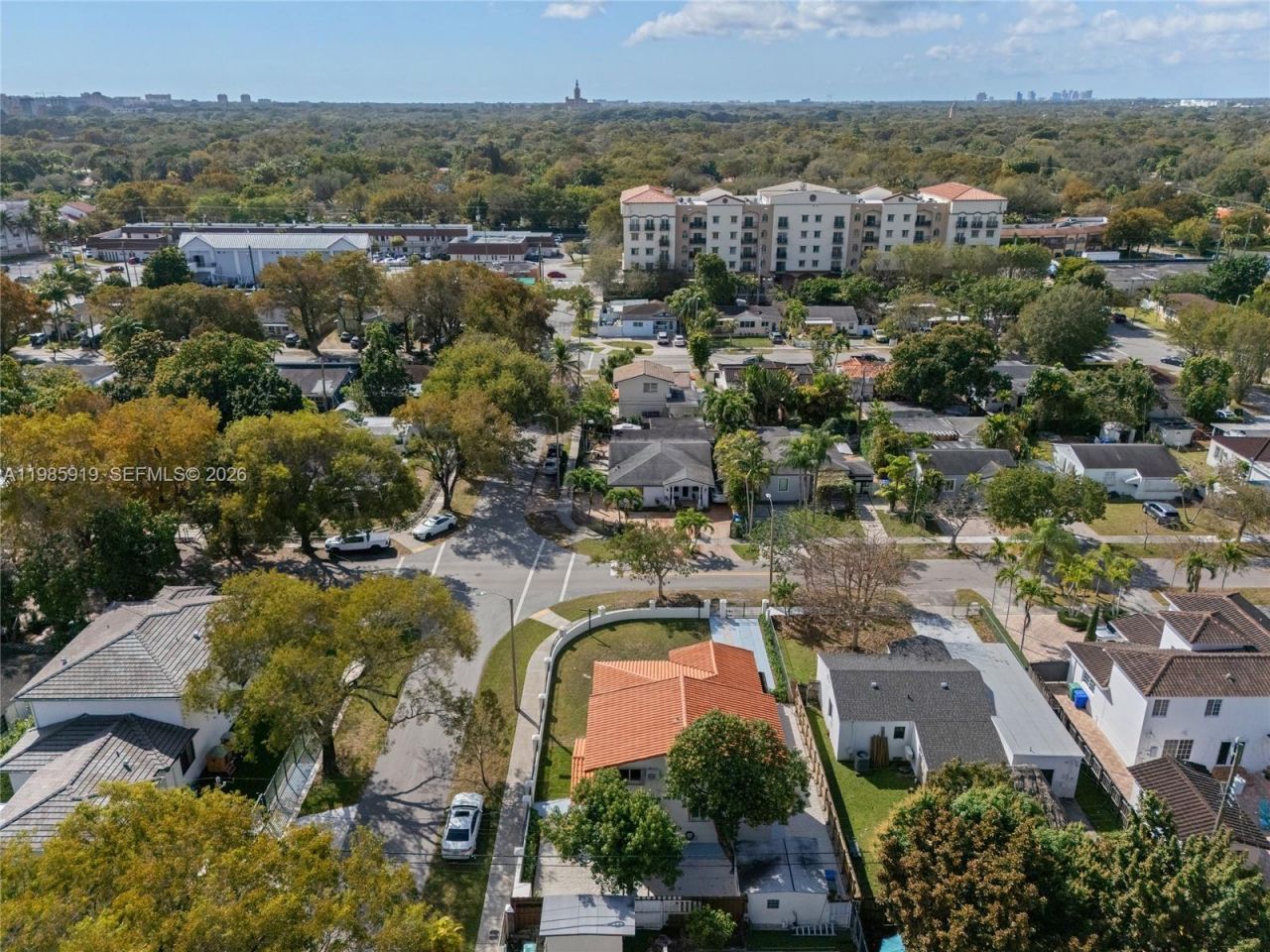 5251 SW 6th St , Miami, FL 33134 Photo