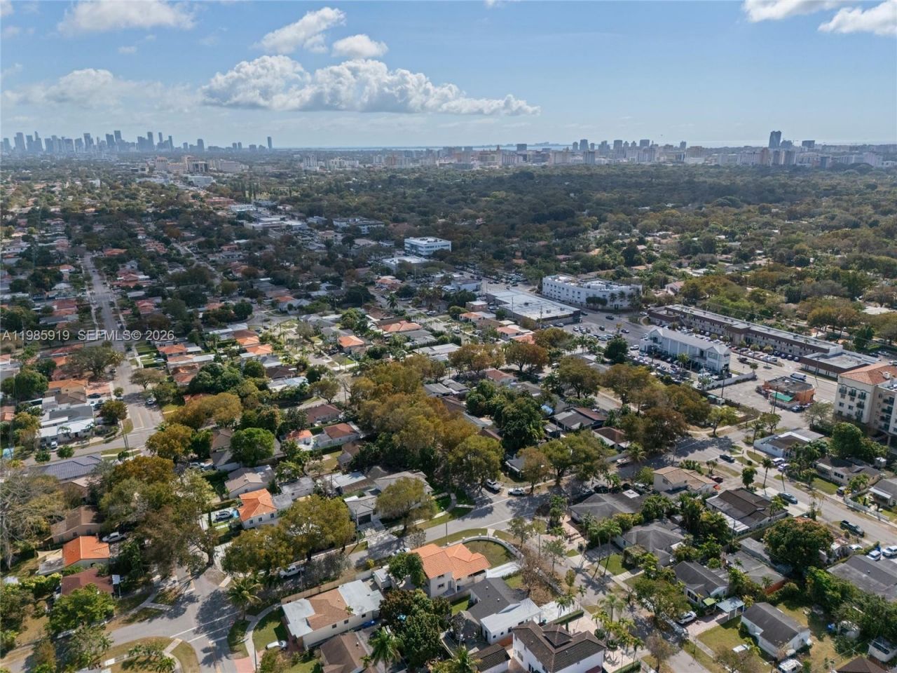 5251 SW 6th St , Miami, FL 33134 Photo