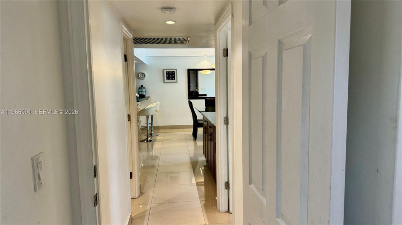 19370 Collins Ave , Unit 204, Sunny Isles Beach, FL 33160 Photo