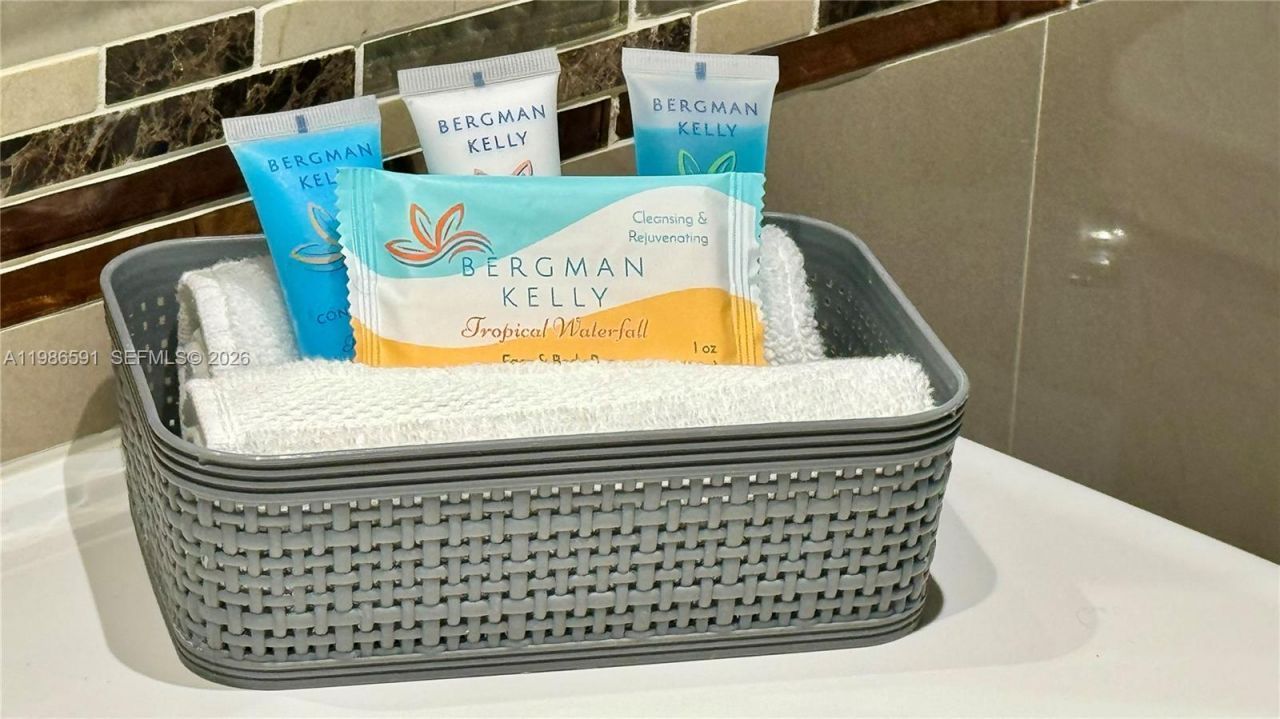 19370 Collins Ave , Unit 204, Sunny Isles Beach, FL 33160 Photo