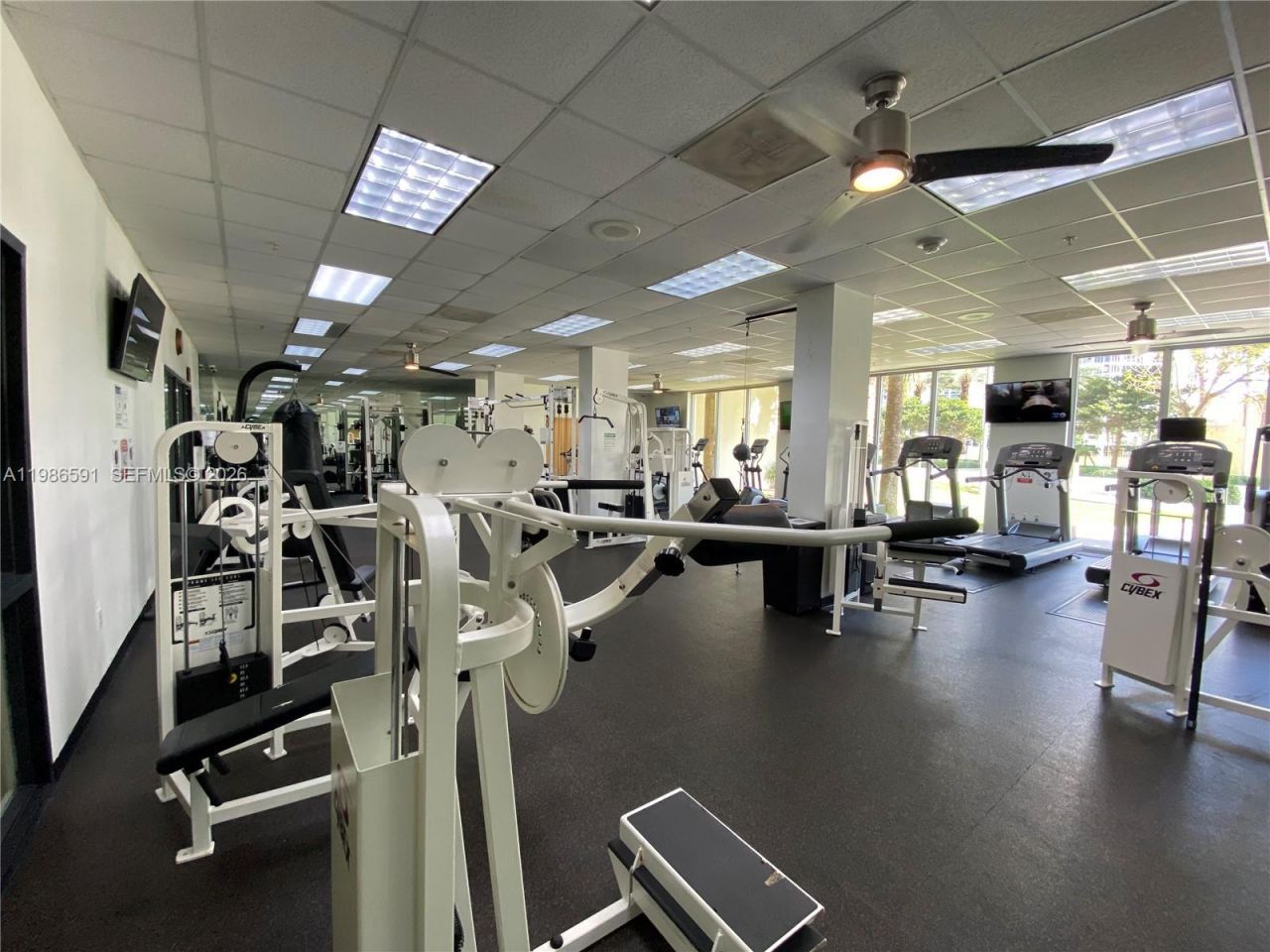 19370 Collins Ave , Unit 204, Sunny Isles Beach, FL 33160 Photo