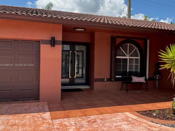 14620 SW 151st Ter , Miami, FL 33186