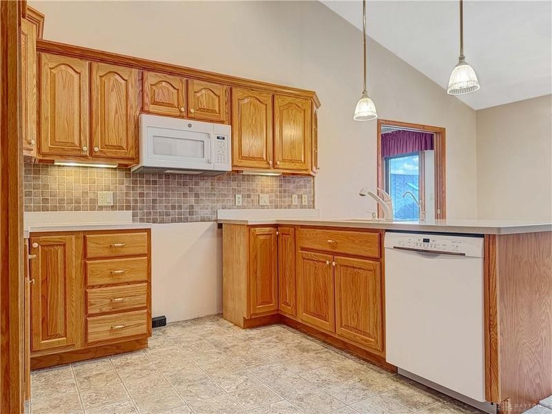 19 Laurel Bend, Urbana, OH 43078 Photo 24