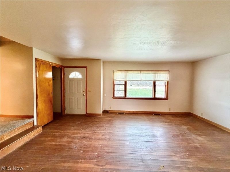 6739 Wilson Sharpsville Road, Fowler, OH 44418 Photo 4