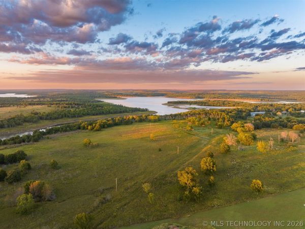 14816 State Hwy 20 , Skiatook, OK 74070